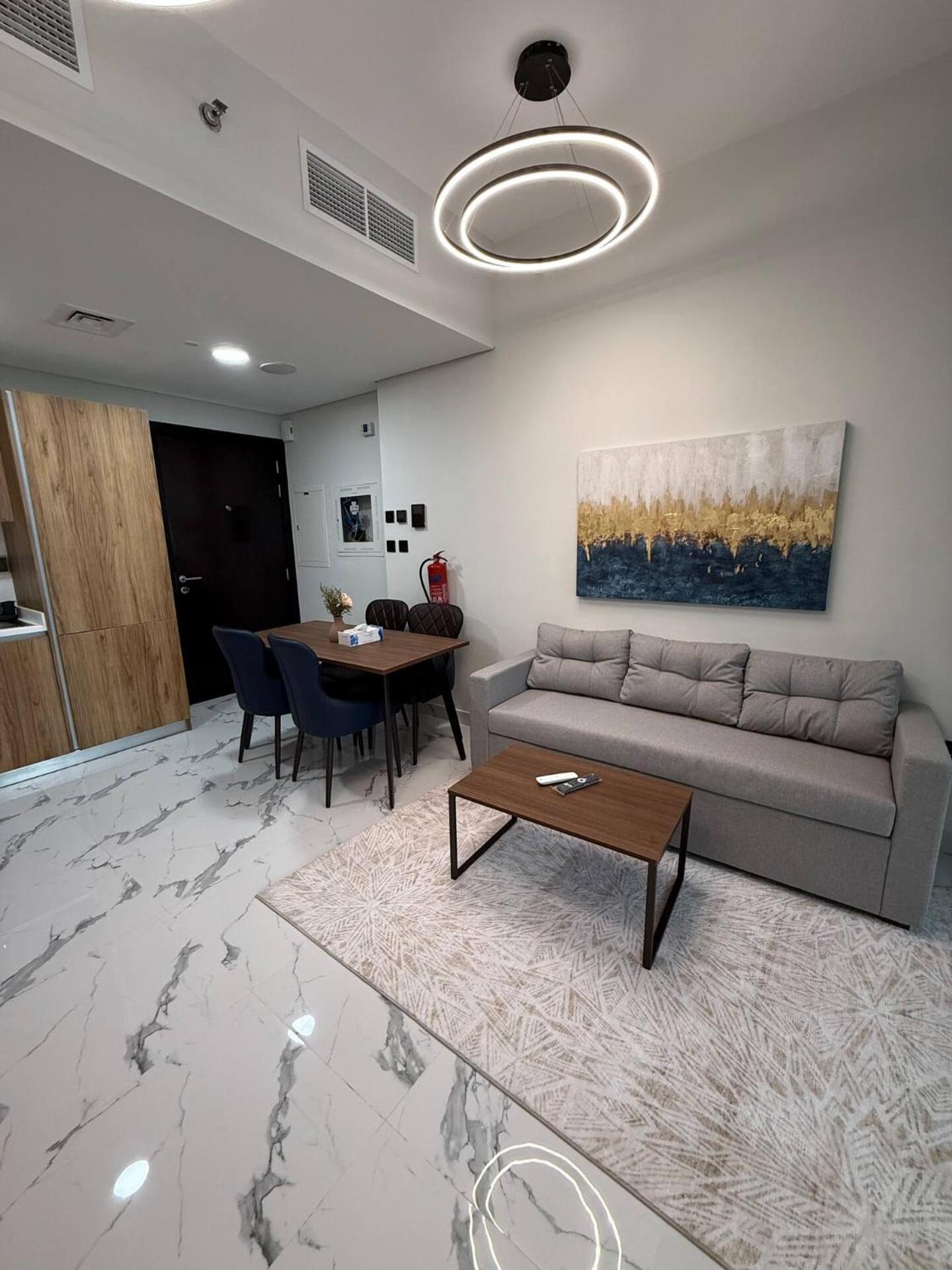 Canal View 1bd Al Maryah Island * Abu Dhabi